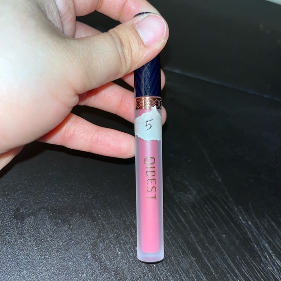 Matted Lipsticks. - Picture 8 of 8